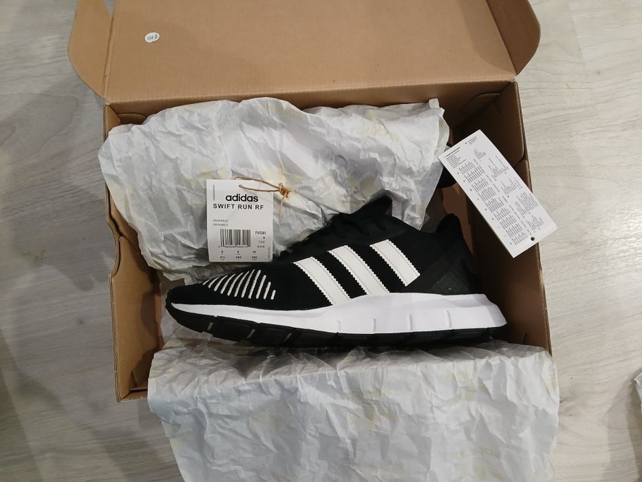 Adidas Swift Run RF nr 42