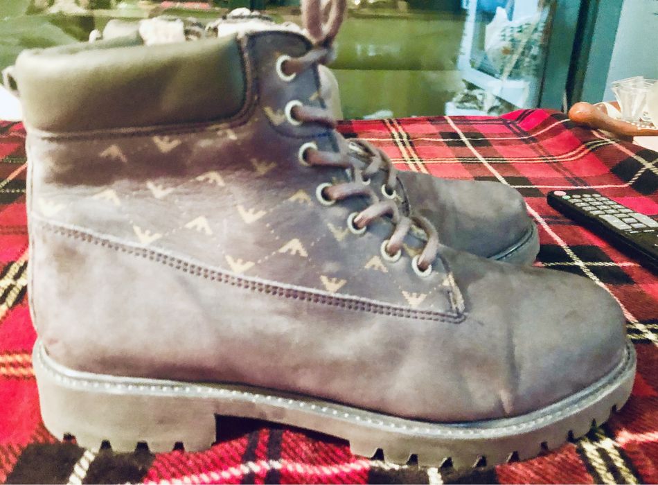 Botas Armani Novas 39