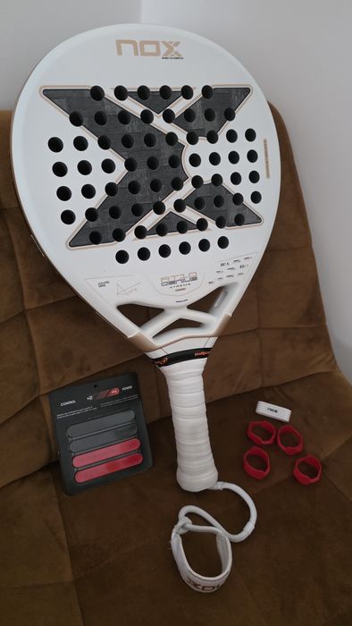 Raquete de Padel NOX AT10 Genius Agustín Tapia 2026 – Excelente Estado