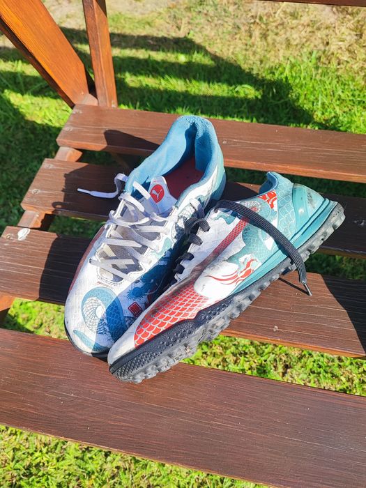 Buty piłkarskie Adidas Puma Nike