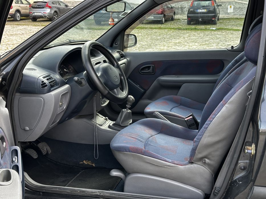Renault Clio 1.9D