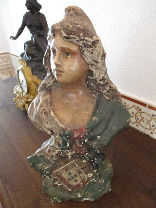 Busto da republica de Ilda Pulga – Original de 5 de Outubro 1910