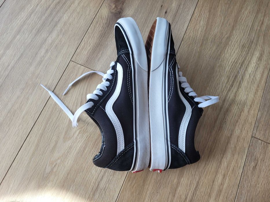 Buty Vans Old Skool Black/White, rozmiar 38,5 (wkładka 24,5 cm)