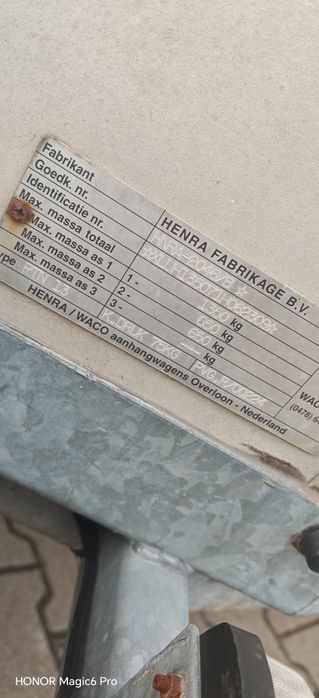 Przyczepa do przewozu koni 1350 dmc 2004r sprawna bucmanka