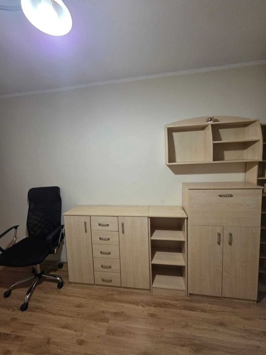 Wynajmę pokój w 4- pokojowym mieszkaniu