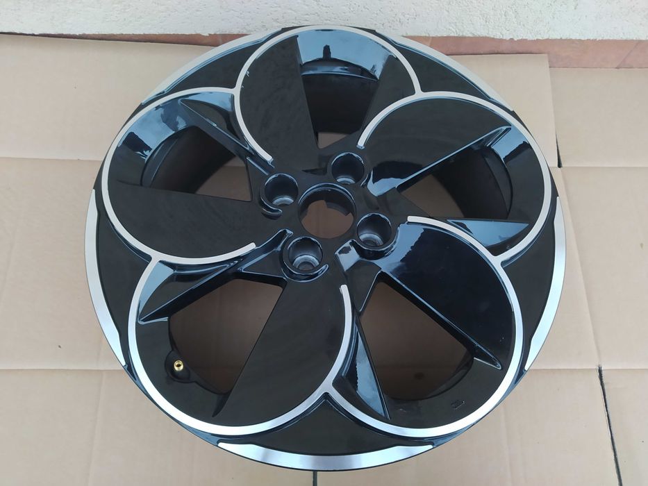 Felga Aluminiowa Alfa Romeo Junior Oryginał
