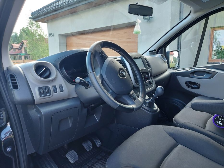 Wynajem auta tanio busa 9 osobowego, Wolne terminy Transport gości