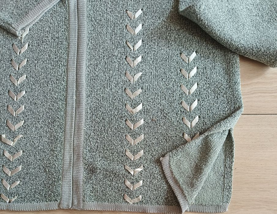 Sweter szara oliwka