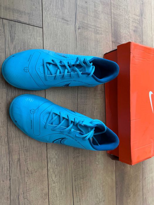 Nike Vapor 14 IC – halówki jak nowe, użyte 2 razy, r. 42