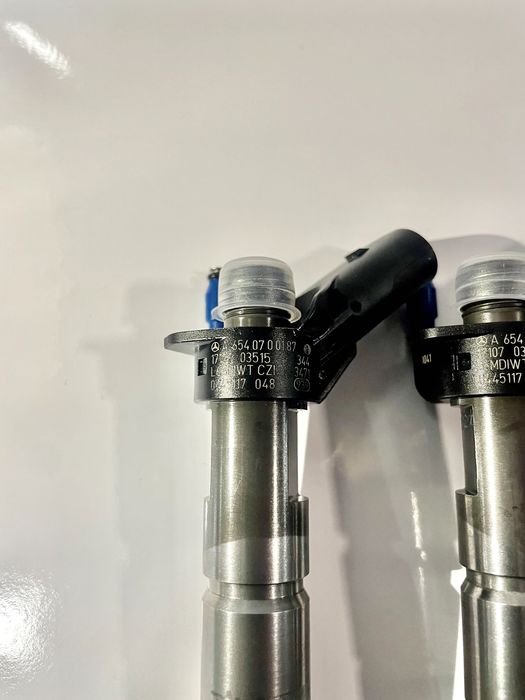 WTRYSKIWACZ MERCEDES 2.0 CDI 0445.117.048 A654.070.0187