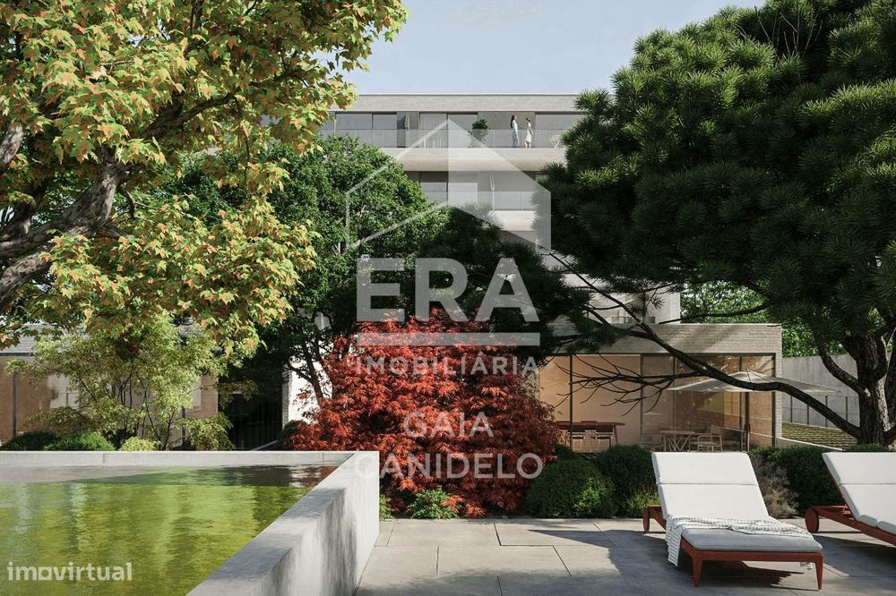 T1 com piscina, Porto