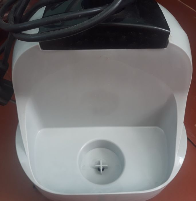 Продам Паровий Утюг Відпарювач для Прасування Одягу.