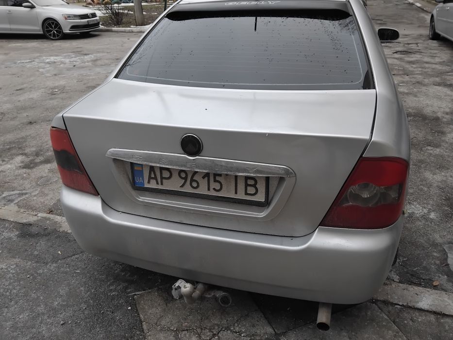 Продам надежного китайца geely ck