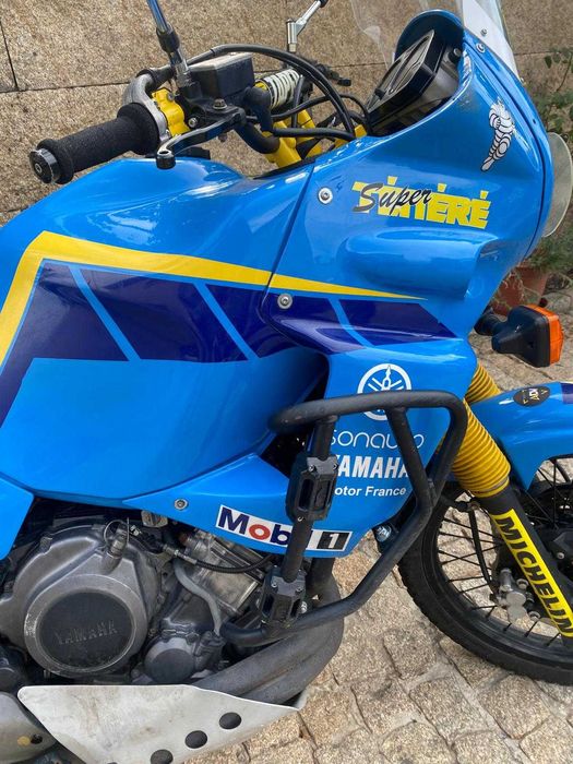 Axe de roue arriere YAMAHA XTZ 750 1989-1995 SUPER TENERE