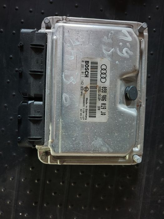Sterownik silnika audi A4 b6 b7 1*9 tdi