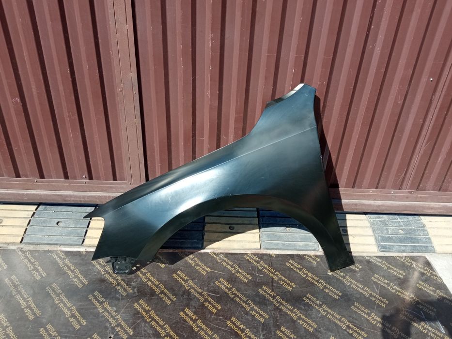 Крило переднє ліве Volkswagen Jetta 6 VI Джетта Джетта 5C6821105A