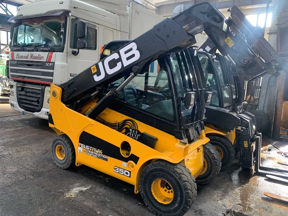 Телескопічний навантажувач JCB TLT 35 D