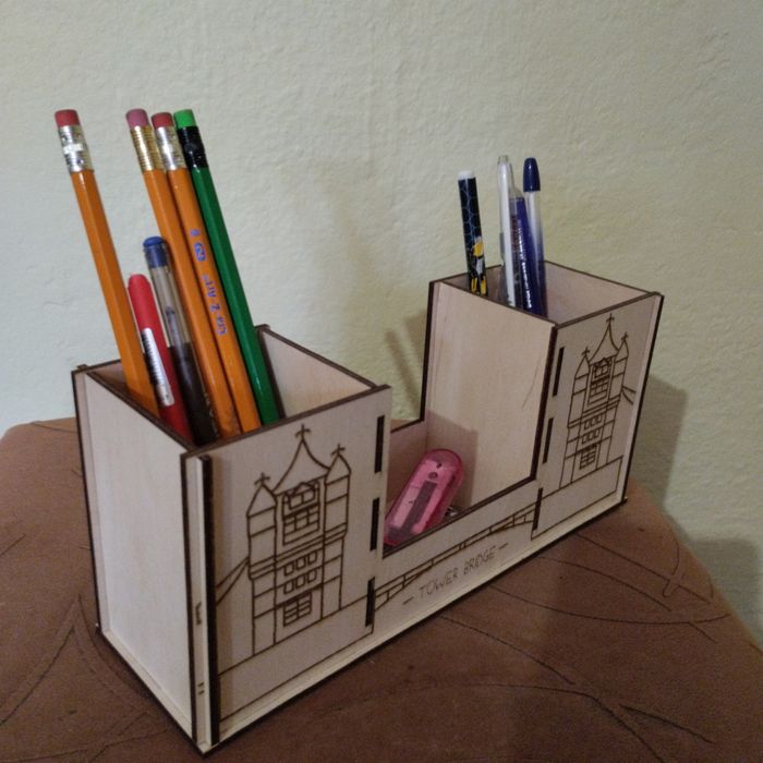Підставка для ручок і канцелярії