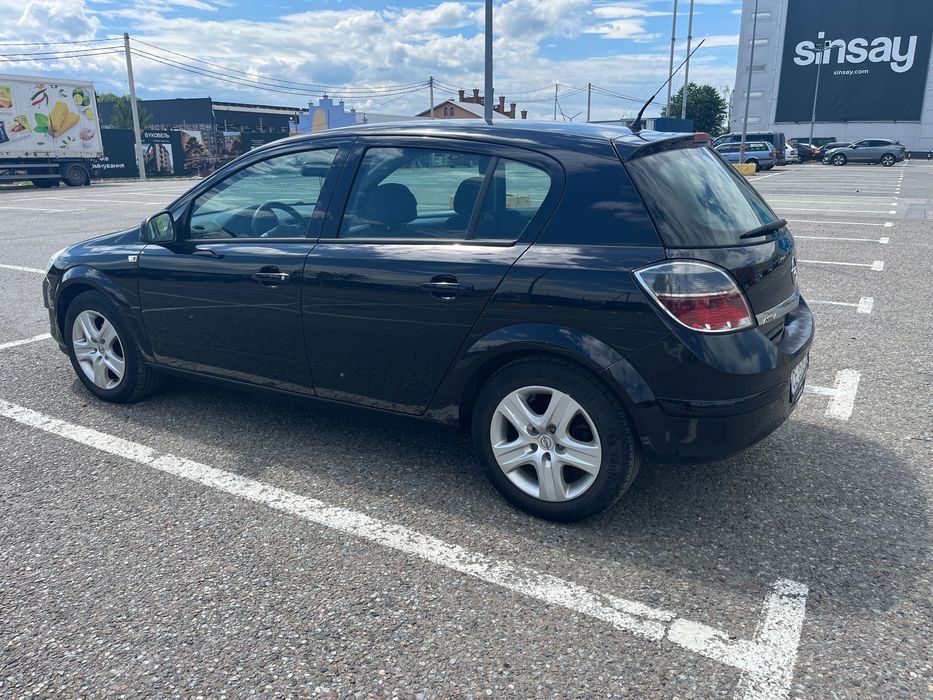 Авто Opel Astra H