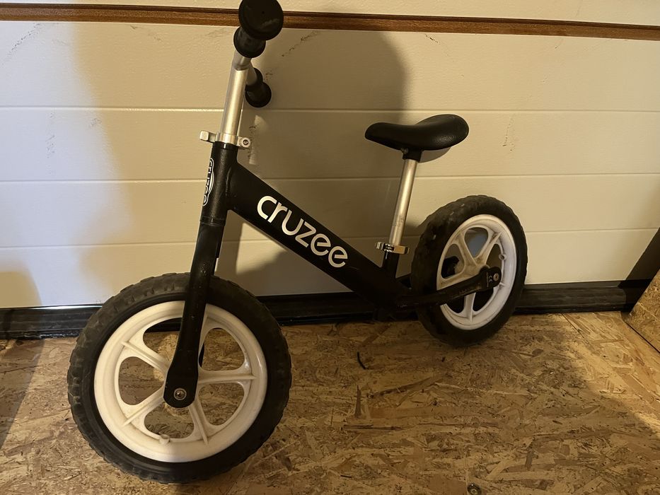 Cruzee rowerek biegowy