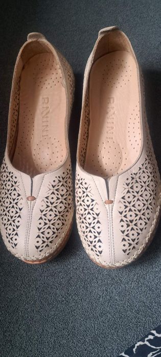 Buty damskie ażurowe rozm. 38