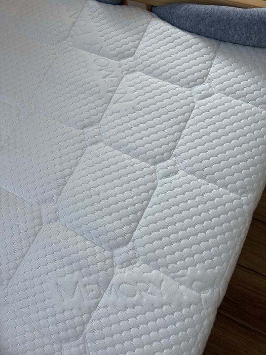 Łóżko domek z szuflada + materac