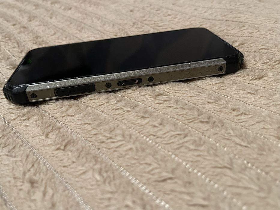 Мобільний телефон