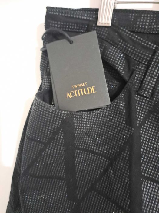 Dżinsy dzwony z brokatem