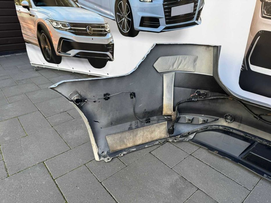 Бампер задній VAG для Volkswagen Golf 7 в кузові універсал до ресталінгу комплектний LA7W 5g9807421
