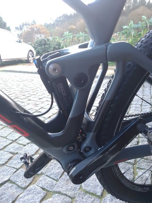 Bicicleta mondraker podium