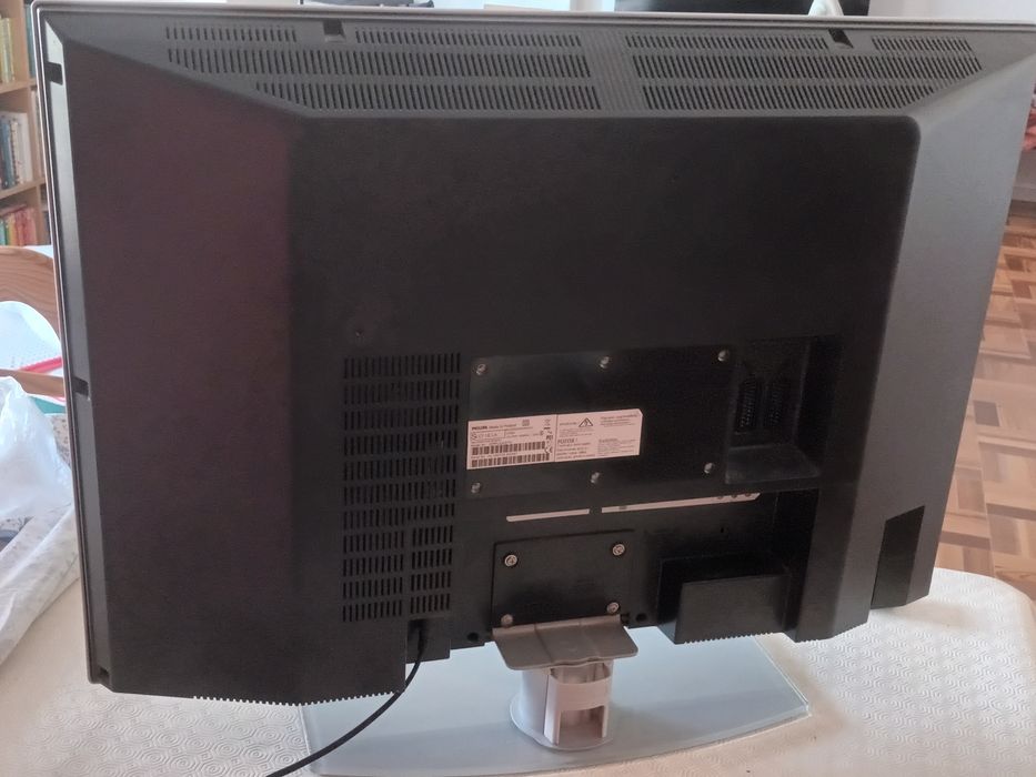 Televisão LCD da marca Philips