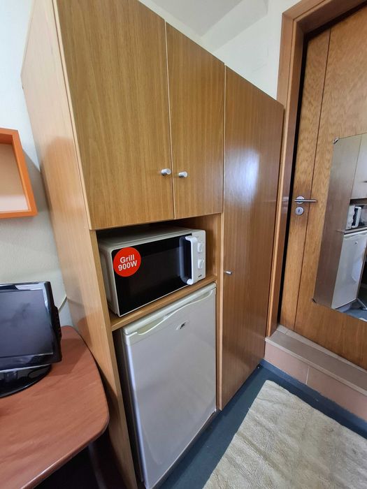 ARRENDA-SE QUARTO com wc privado Coimbra