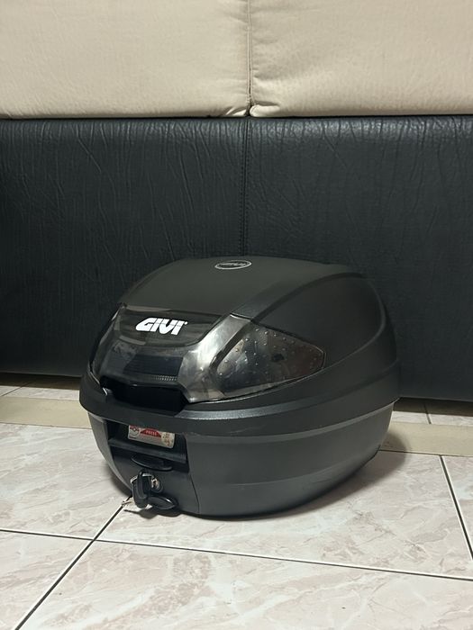 Mala GIVI com suporte