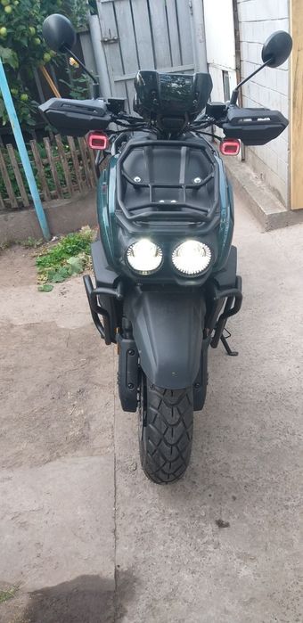 Продам моторолер