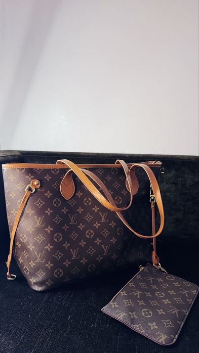 Louis Vuitton Pochete