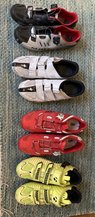 Ciclismo Oculos e calcado