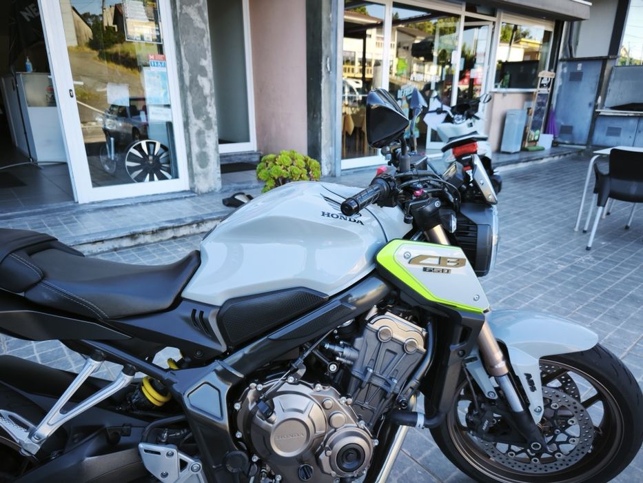 Honda cb 650R carta A2