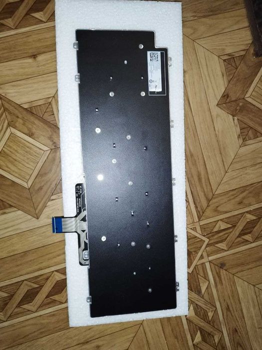 Клавіатура без підсвітки Dell Precision 3580