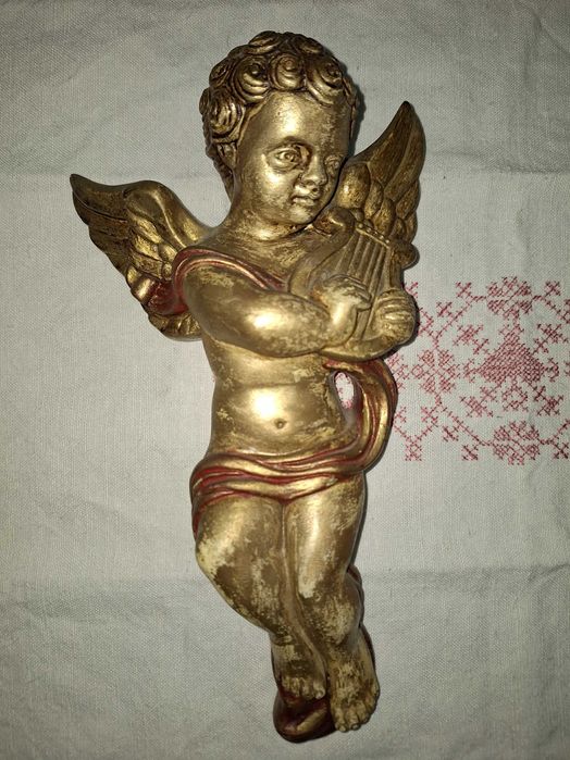 Duas estatuetas de anjos