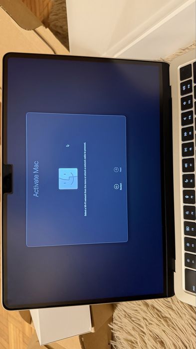 MacBook Air 13” M3 8GB / 256GB – Garantia + Caixa Original