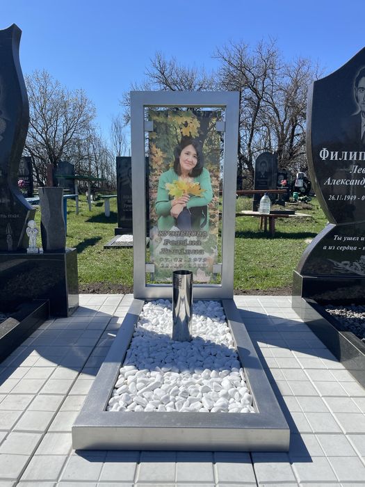 Памятник із нержавіючої сталі Памятник із фотосклом
