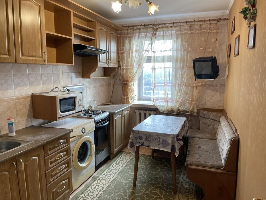 Продаж тримісної квартири в Хмельницькому