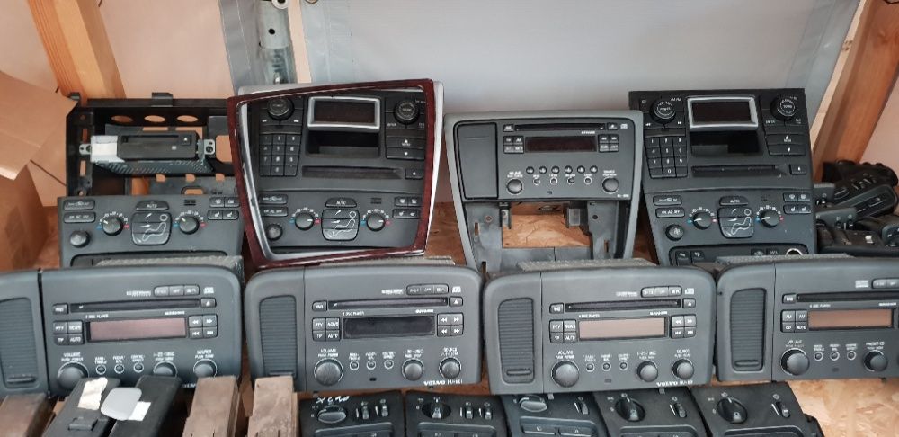 Radio VOLVO XC90 S60 S80 V70 HU801/ HU850/ HU650