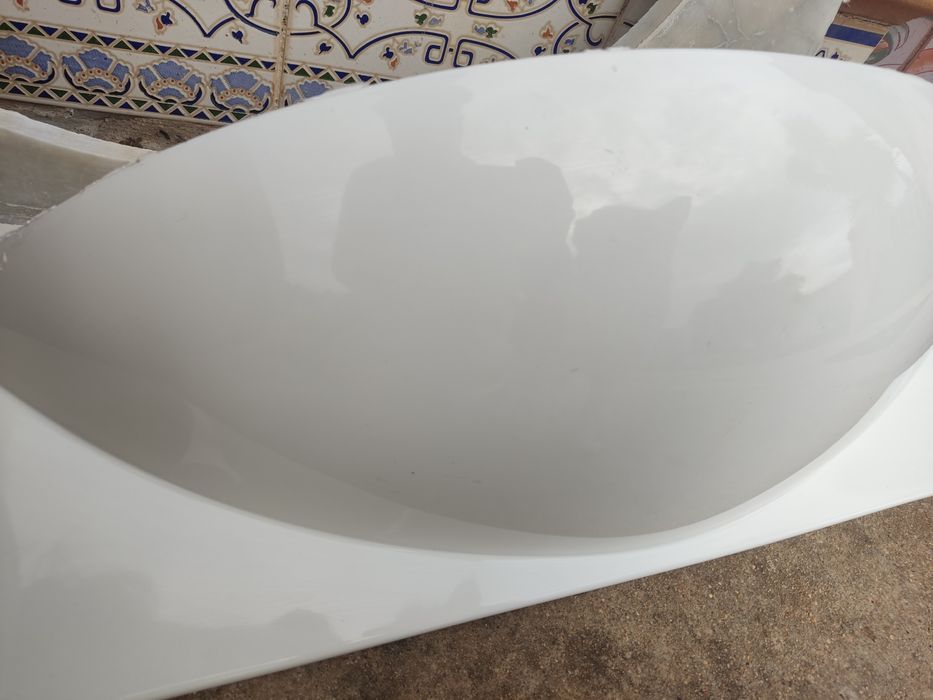 Bacia SANITADA e pedra