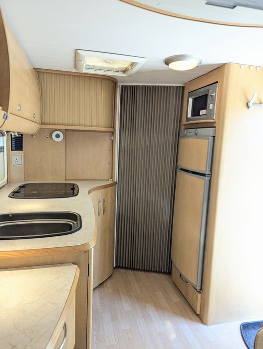 RESERVADA, Caravana Rodado duplo  ,Cama fixa  / 4 pessoas/levo ao loc