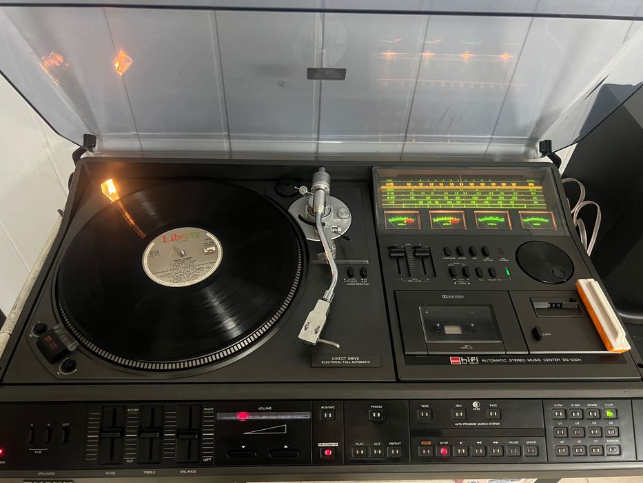 Aparelho música Sharp