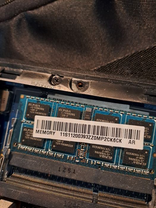 Laptop lenovo ideapad y580