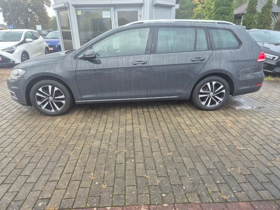 Volkswagen Golf IQ.Drive * Automat * Panorama * Benzyna * Asystent * ZAMIANA