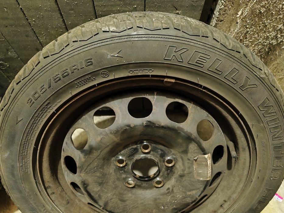 Opony zimowe z felgami