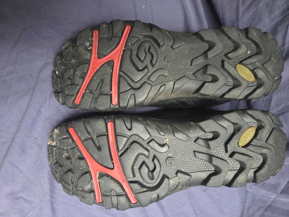 кроссовки ecco gor tex 43